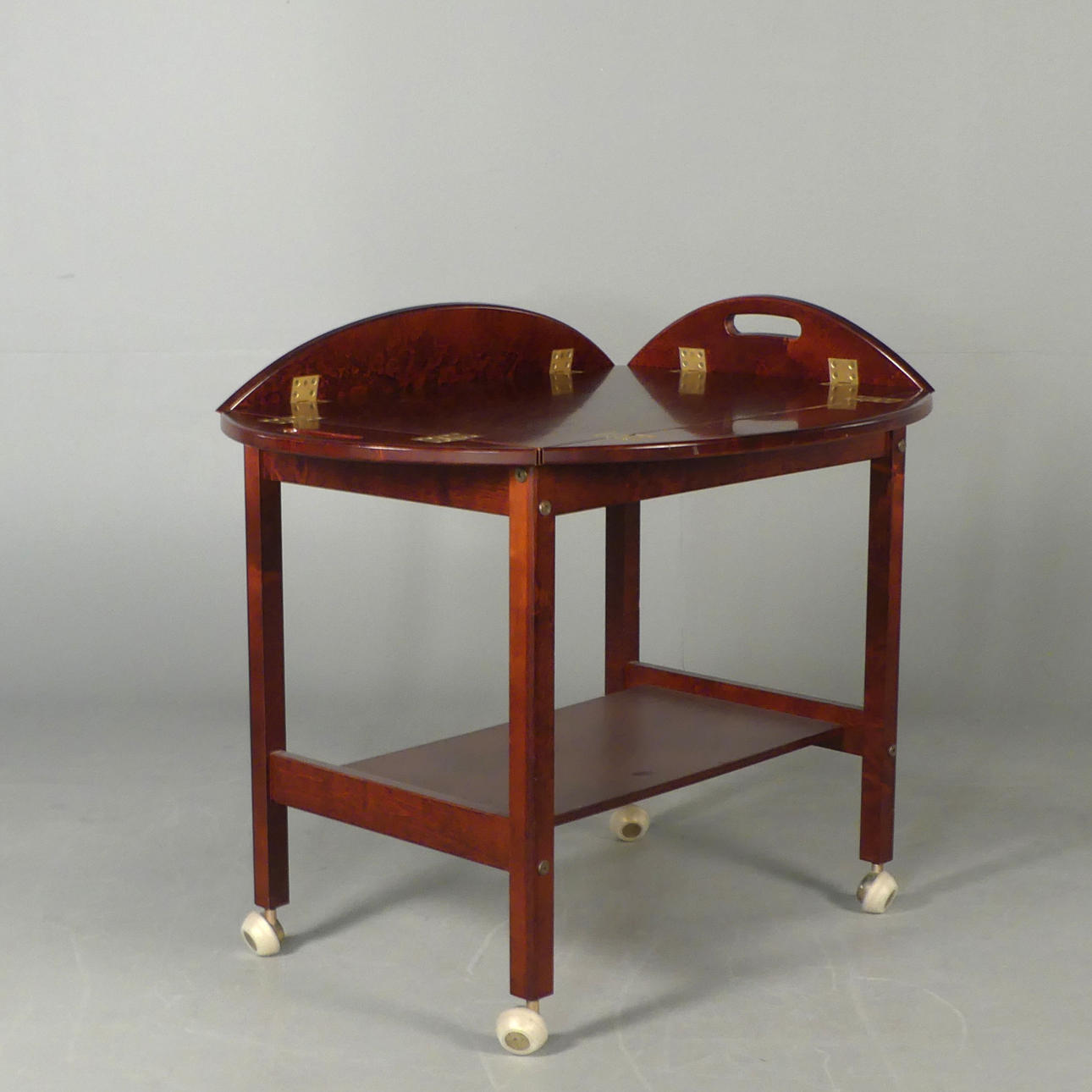 SERVERINGSVAGN / BRICKBORD, engelsk stil, 1900-tal.