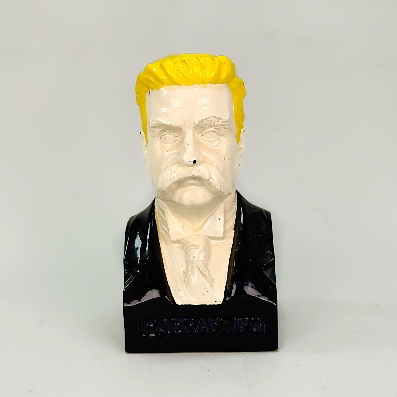 BUST HJALMAR BRANTING, signed A.O.