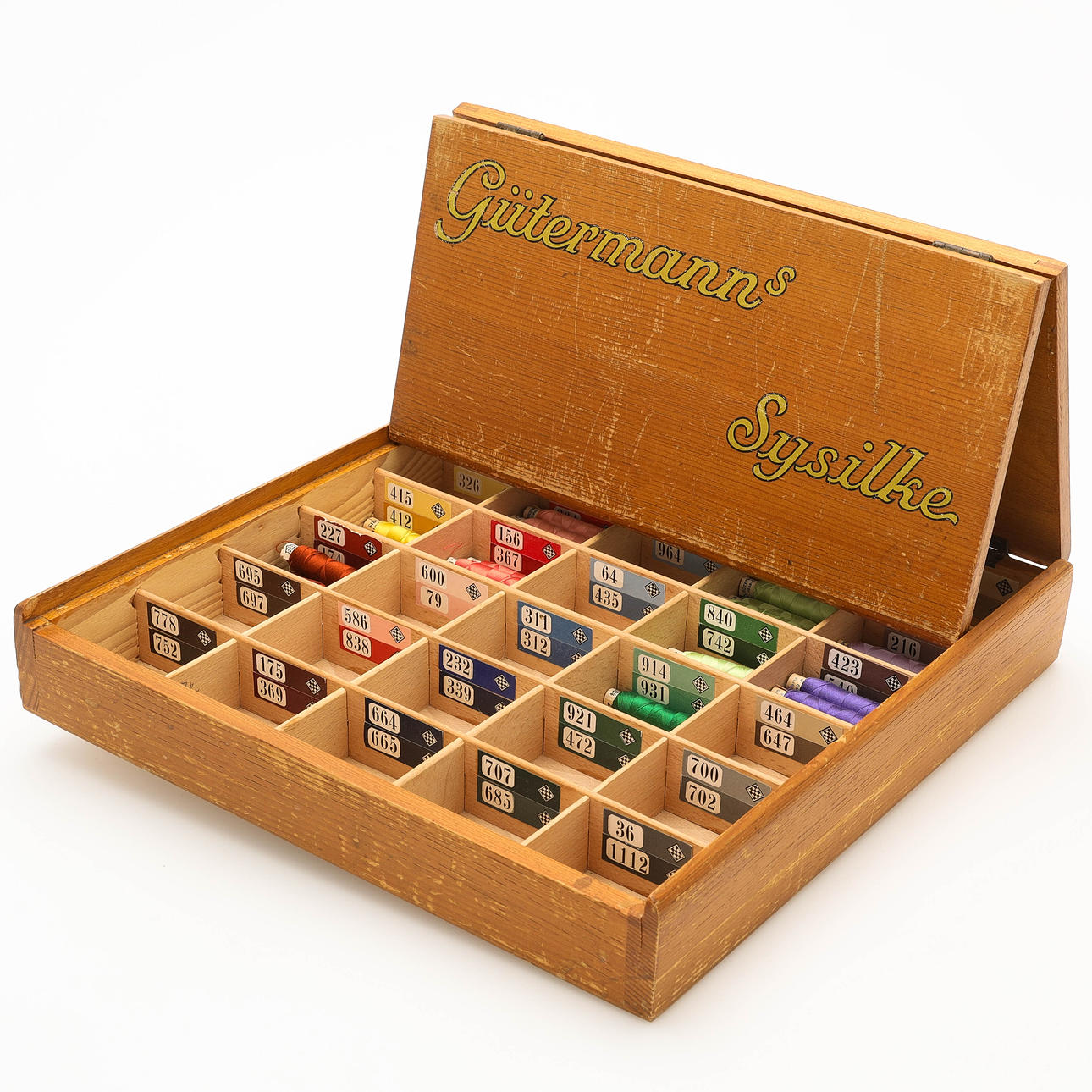 SYSILKELÅDA, trä, Gütermann´s Sysilke, tidigt 1900-tal.