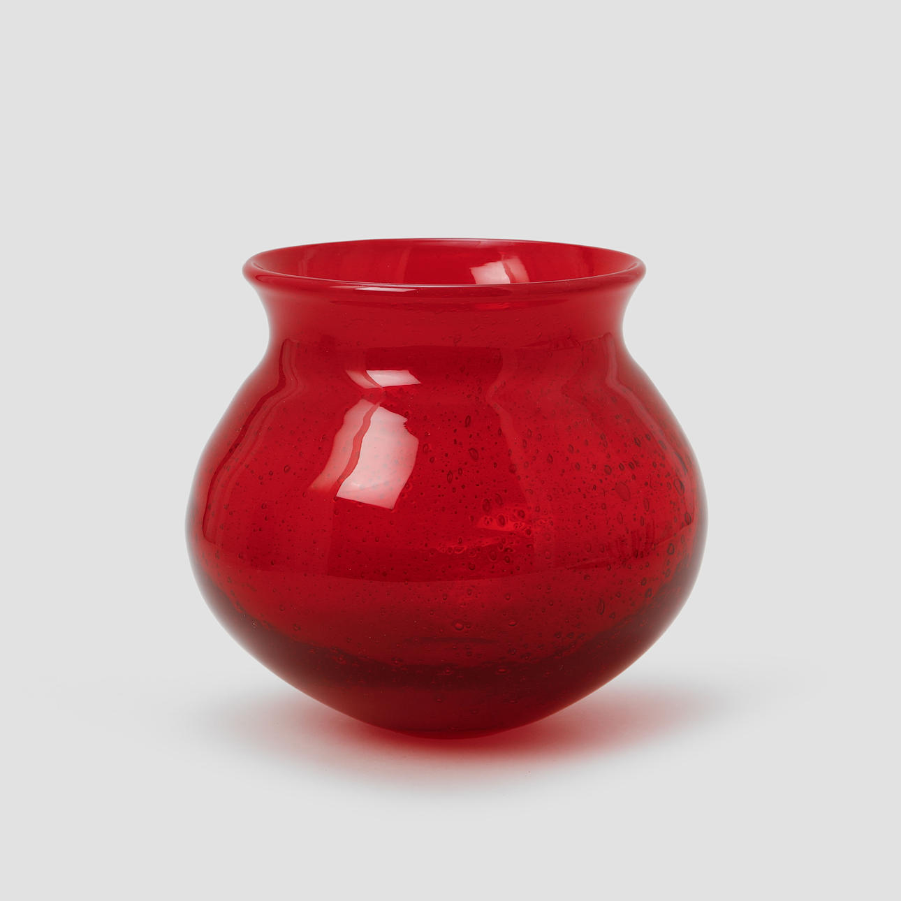 ERIK HÖGLUND. Urna/vas, glas.