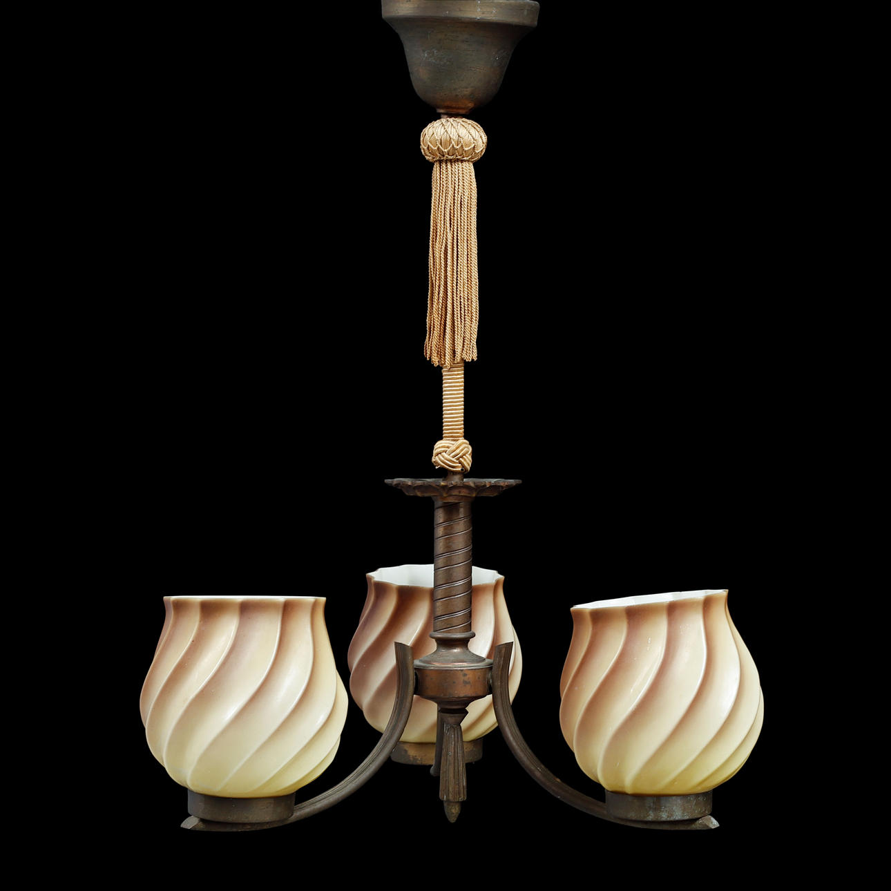 A 1930s/40s ceiling lamp.