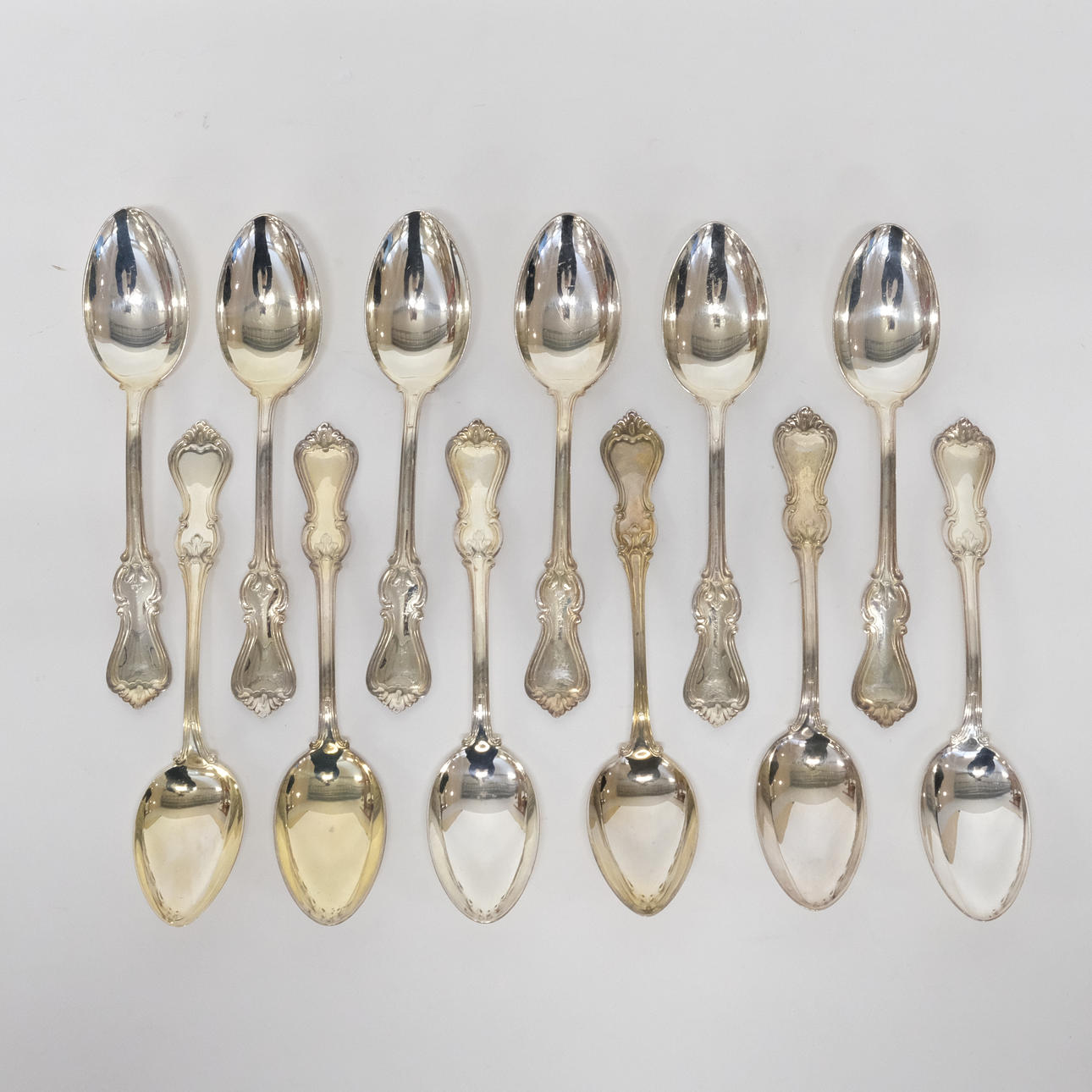 12 SKEDAR SILVER. Silver & Metall - Silver - Auctionet