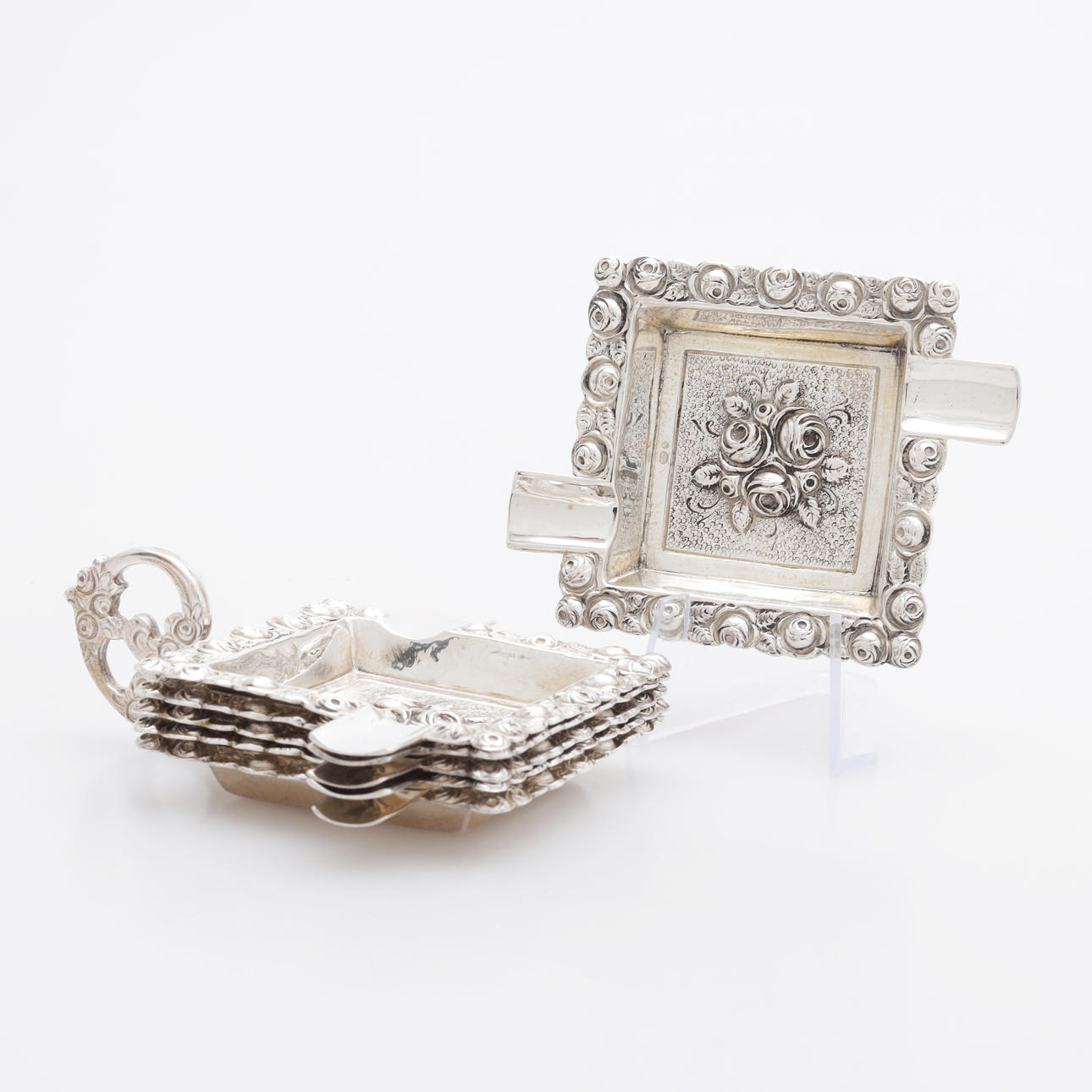 ASKFAT, 6 st, silver, vikt 176 gram.