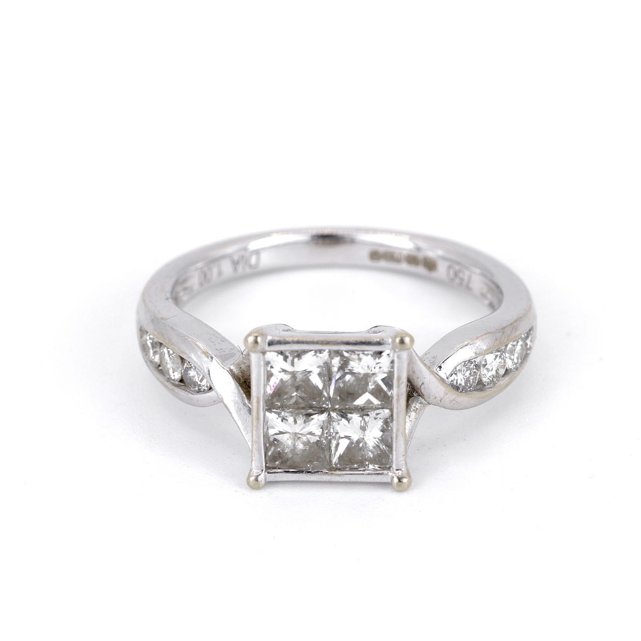 18CT WHITE GOLD DIAMOND SET RING.