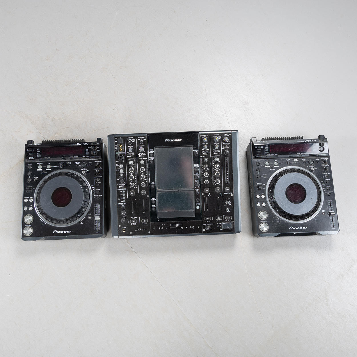 PIONEER, VDJ mixer, audio/video set.