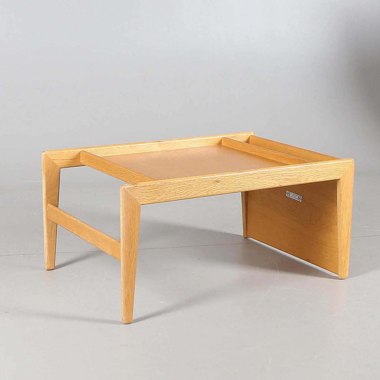 BRICKBORD, Björk/Ek fanerat, Triva, NKs Verkstäder Nyköping, 1900-talets mitt.