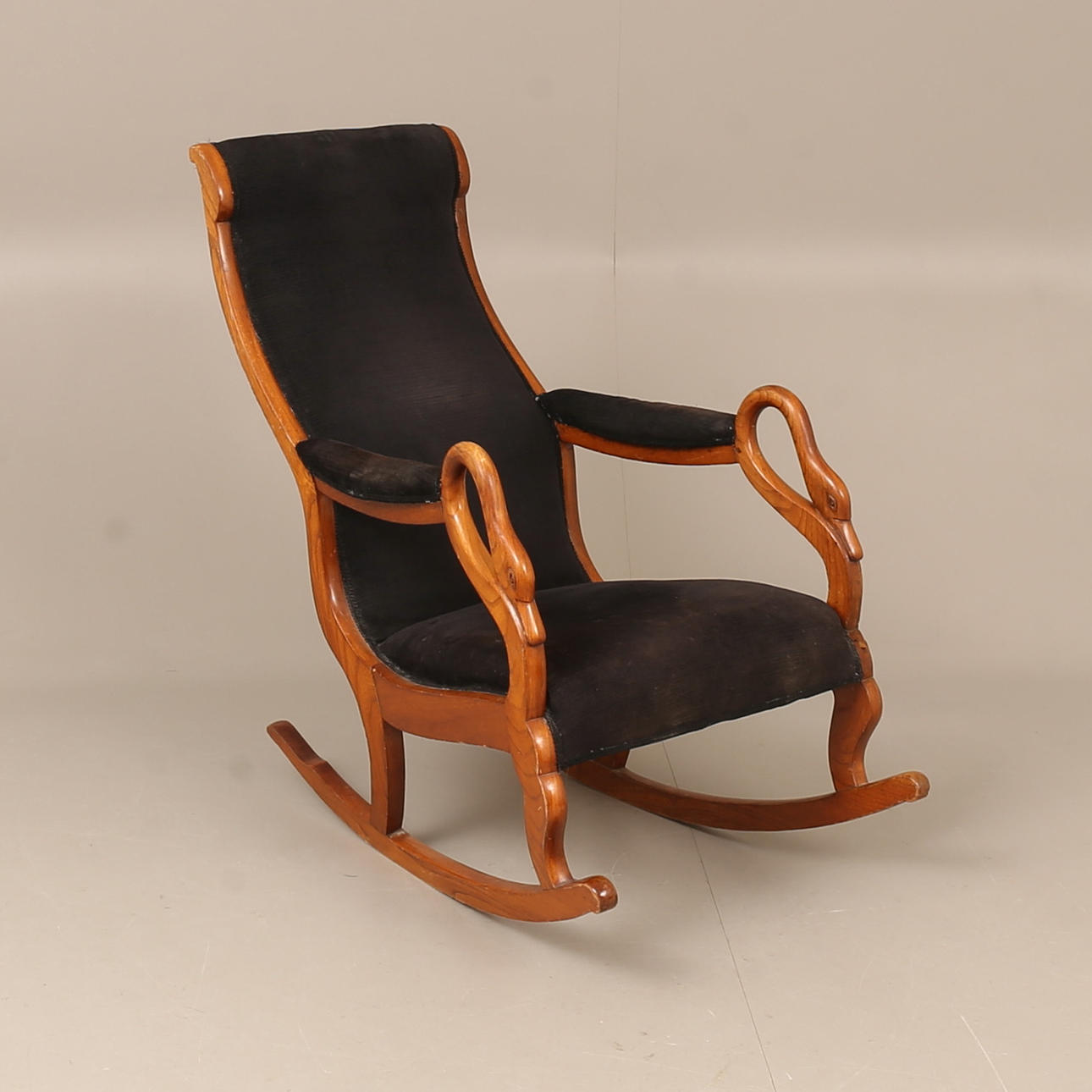 GUNGSTOL, trä, tidigt 1900-tal.