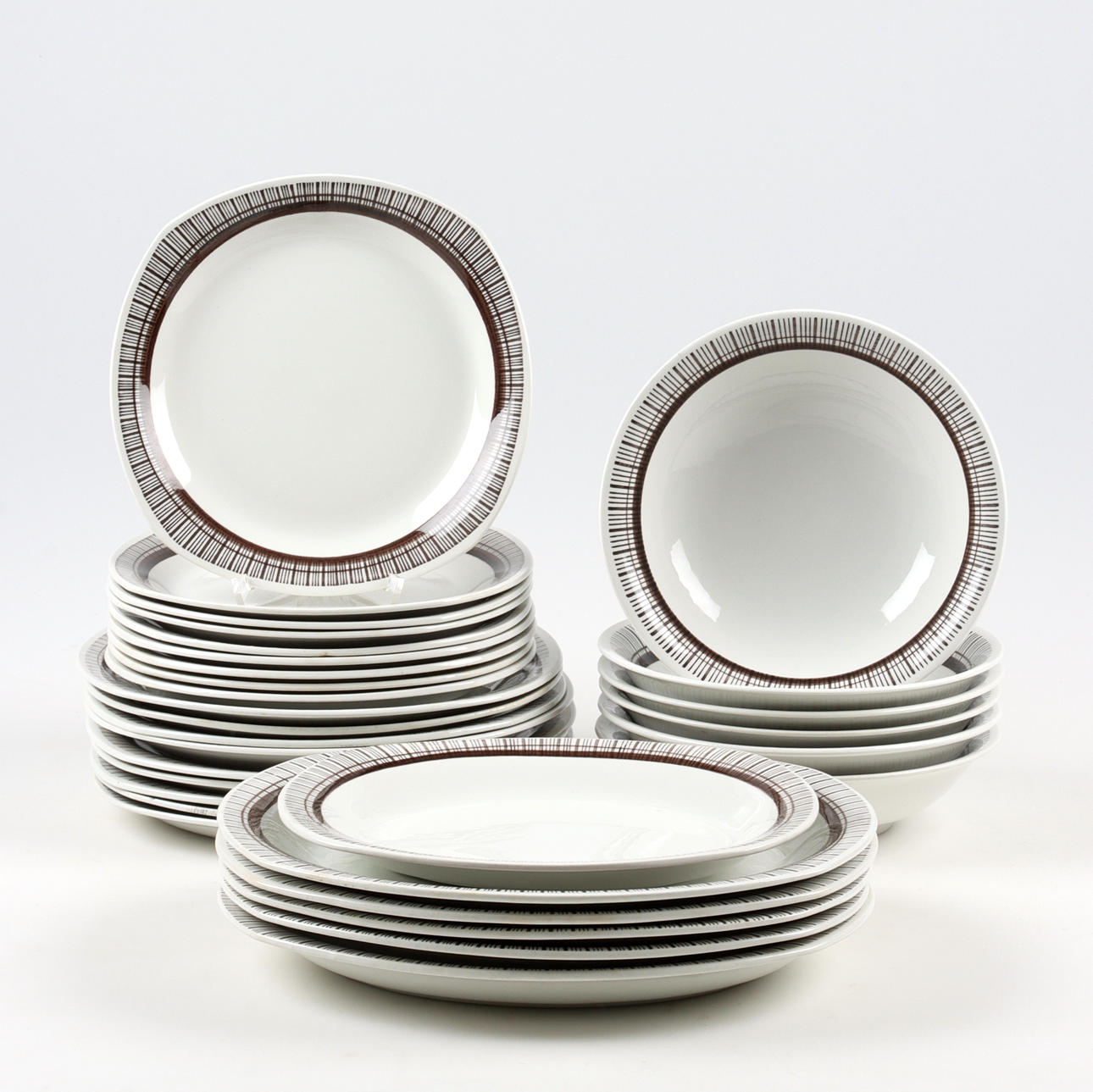 SERVISDELAR, 30 delar porslin, "Sparta", Upsala Ekeby/Gefle.