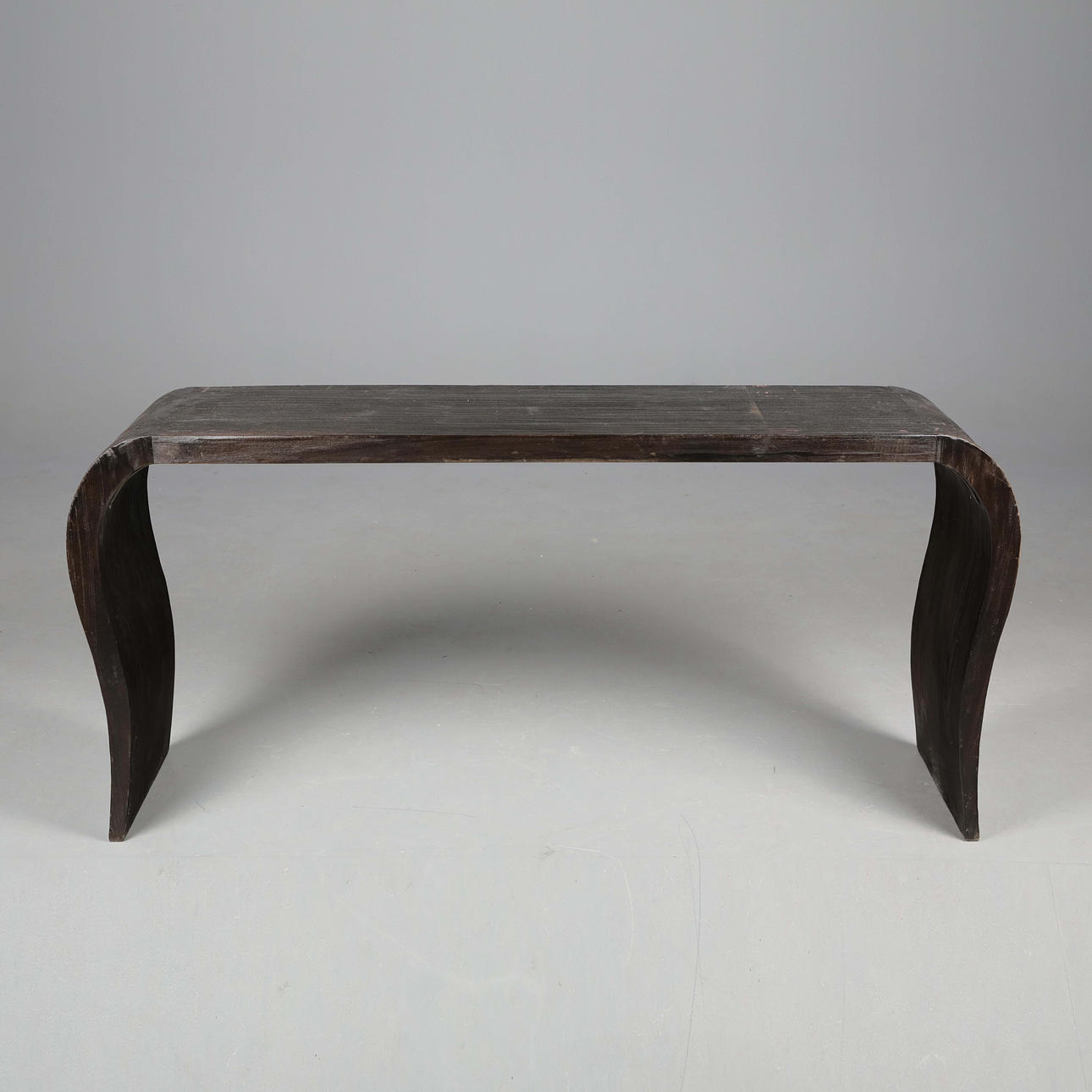 CONSOLE TABLE.