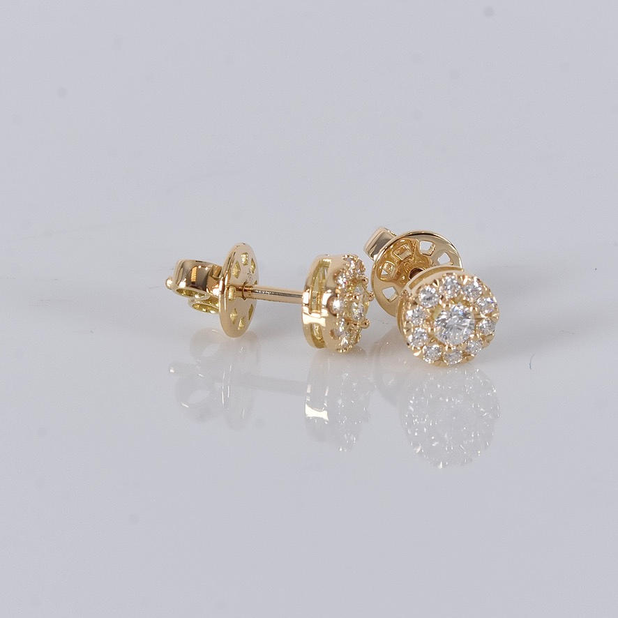 DIAMOND EARRINGS, a pair, total 0,41ct, 18K.