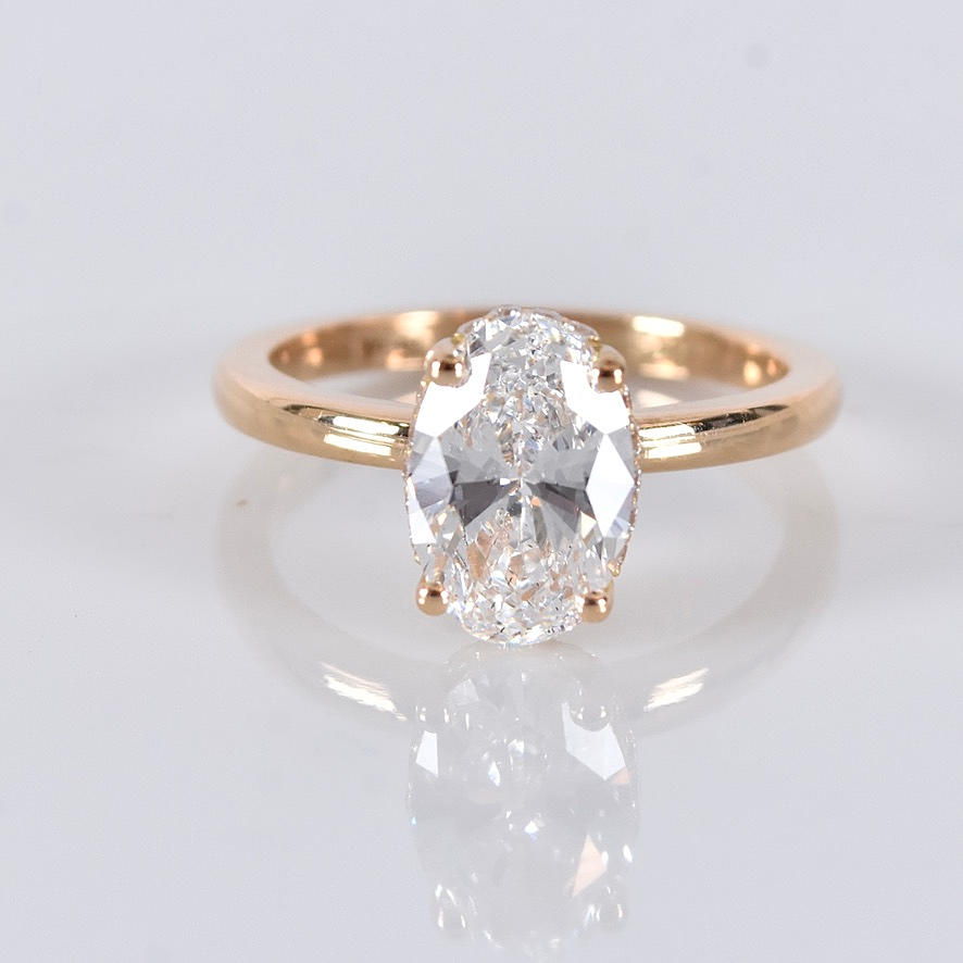 DIAMOND RING, 1,61ct, 18K, IGI Cert Labgrown.