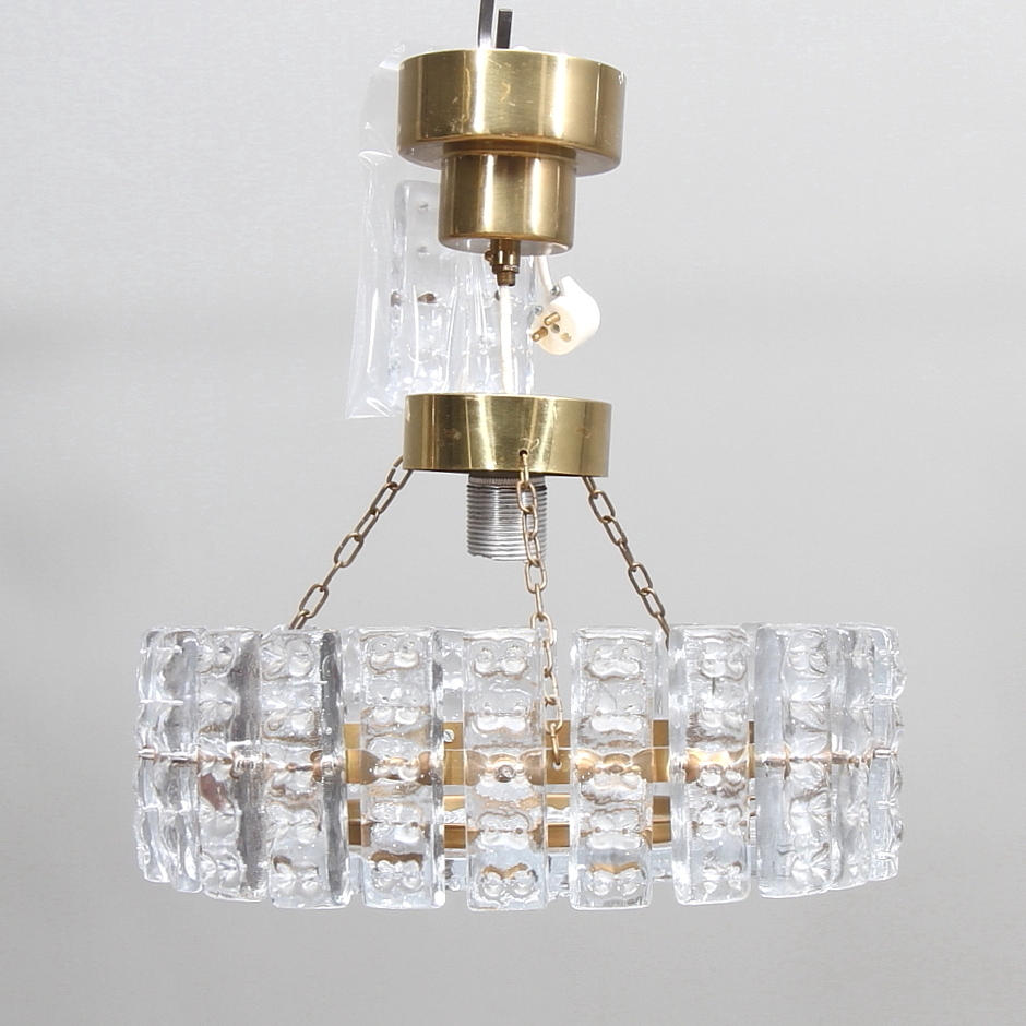 TAKLAMPA, glas, möjligtvis Orrefors, 1900-tal.