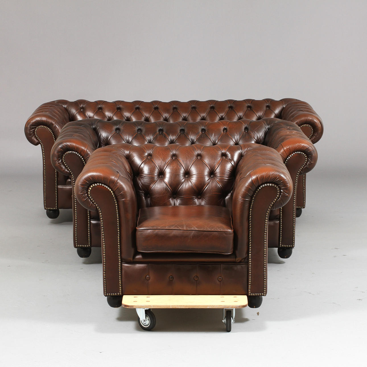 SOFFGRUPP, Chesterfield, 3 delar. Pendragon.