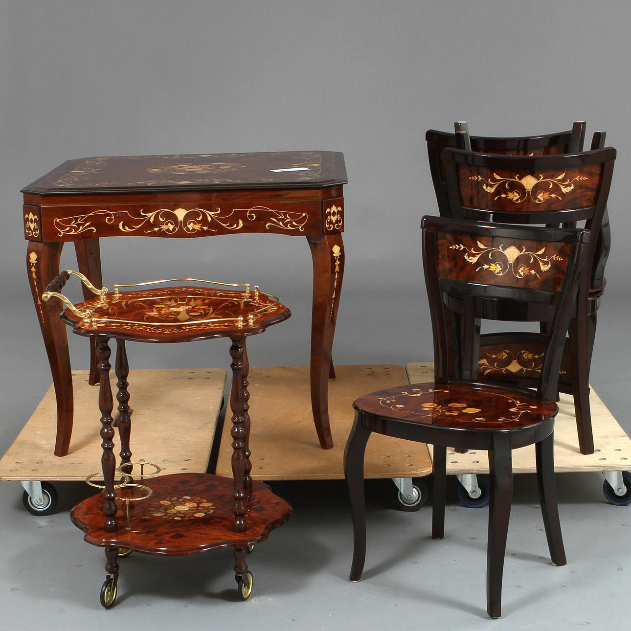 MÖBELGRUPP, 6 delar.