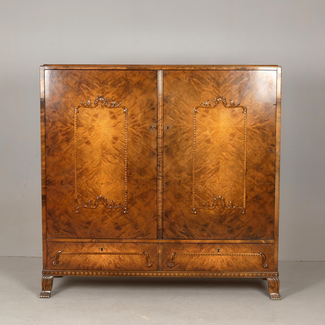 A Swedish Grace cabinet, 1920/30s.