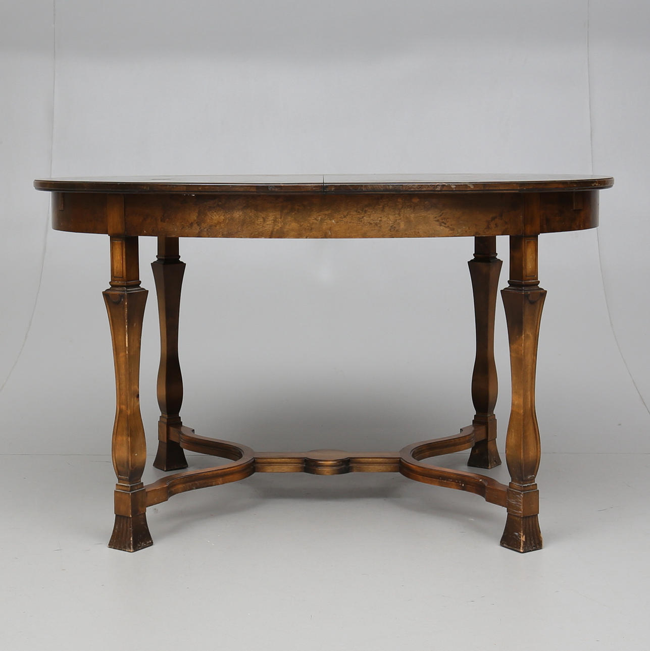 MATBORD, Sannolikt Carl Malmsten, Svenska Möbelfabrikerna, Bodafors, 1900-talets första hälft.