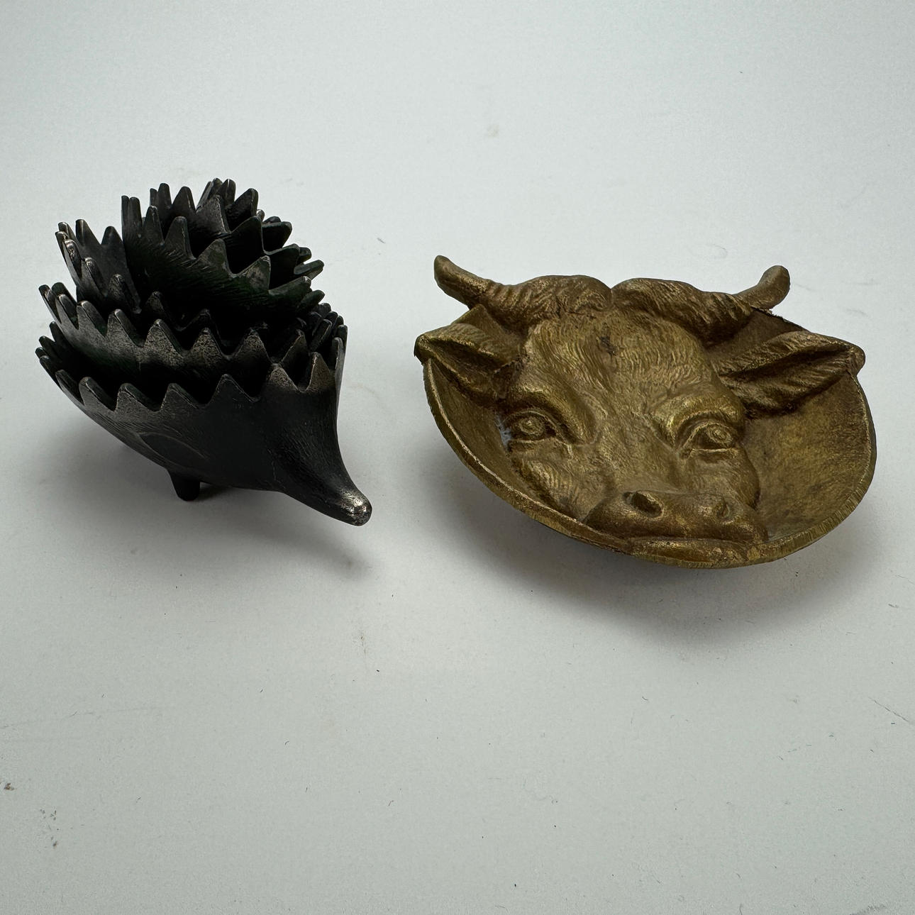 ASKFAT, 2 st, metall, 1900-tal.