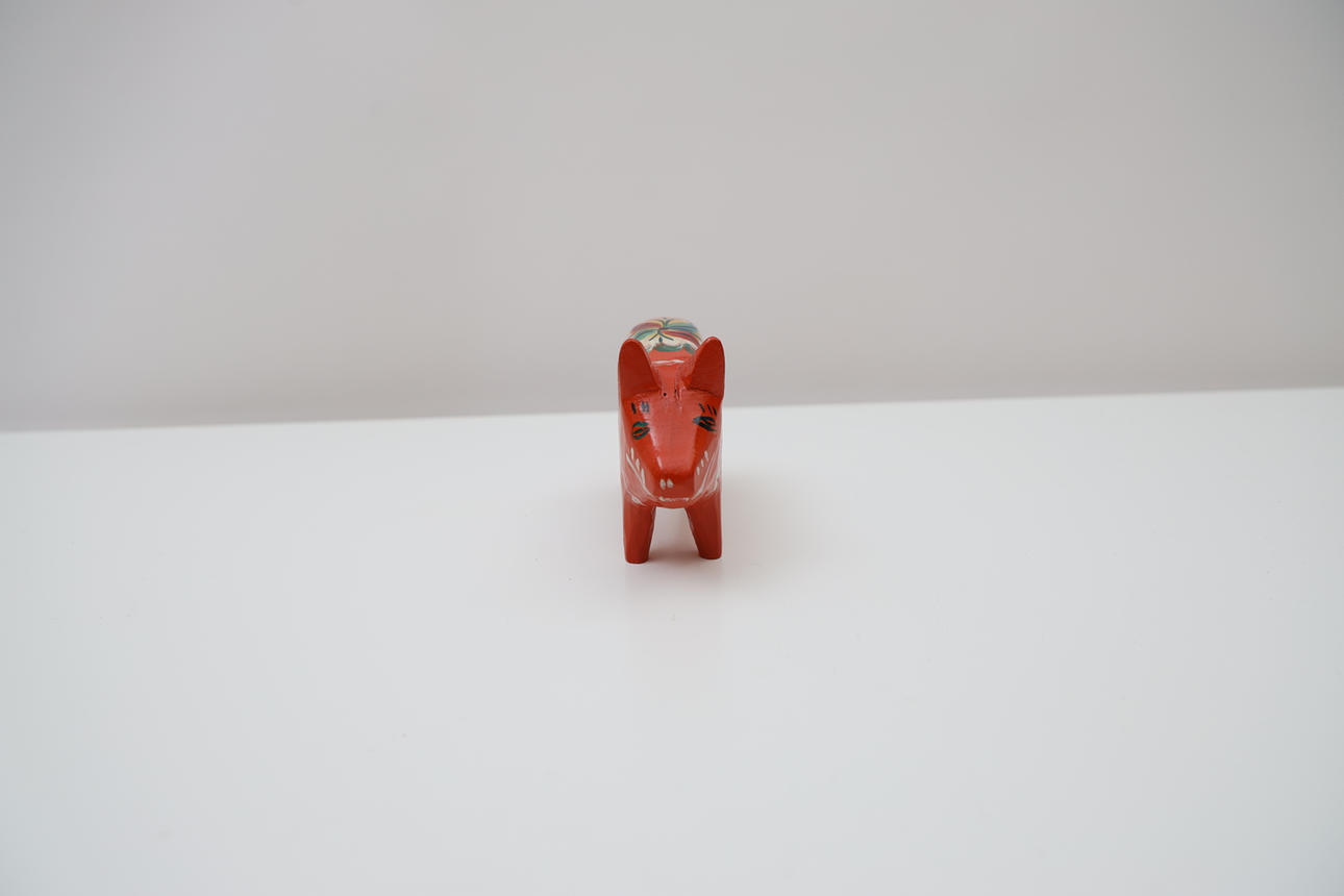 NILS OLSSON. Dalagris, 1900-talets andra hälft.