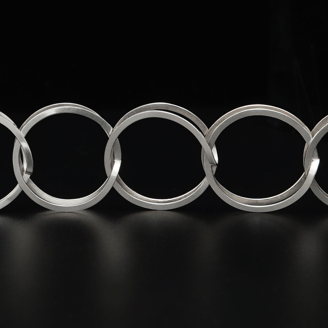 ANDERS HÖGBERG. Skärp/ halskedja, silver, Göteborg, 1971.