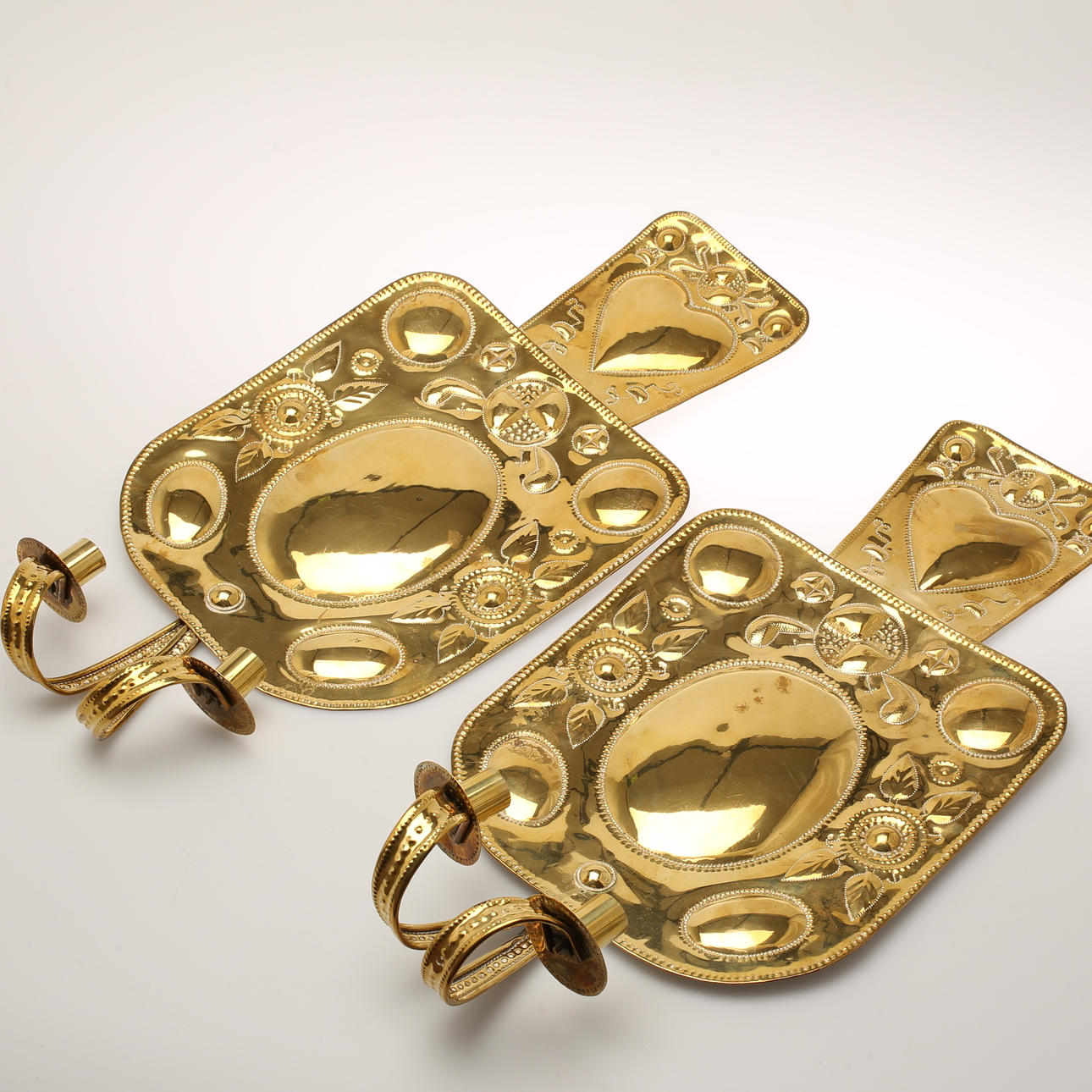 LJUSPLÅTAR, ett par, mässing, barockstil, 18/1900-tal.