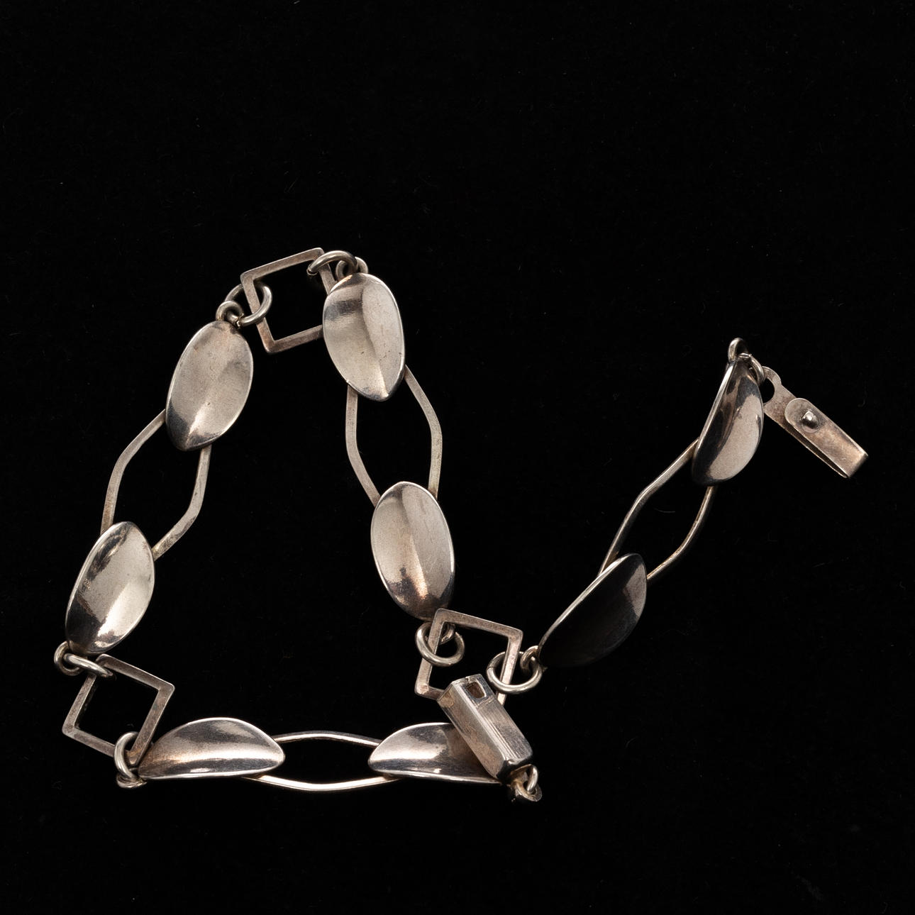 BRACELET, Silver.