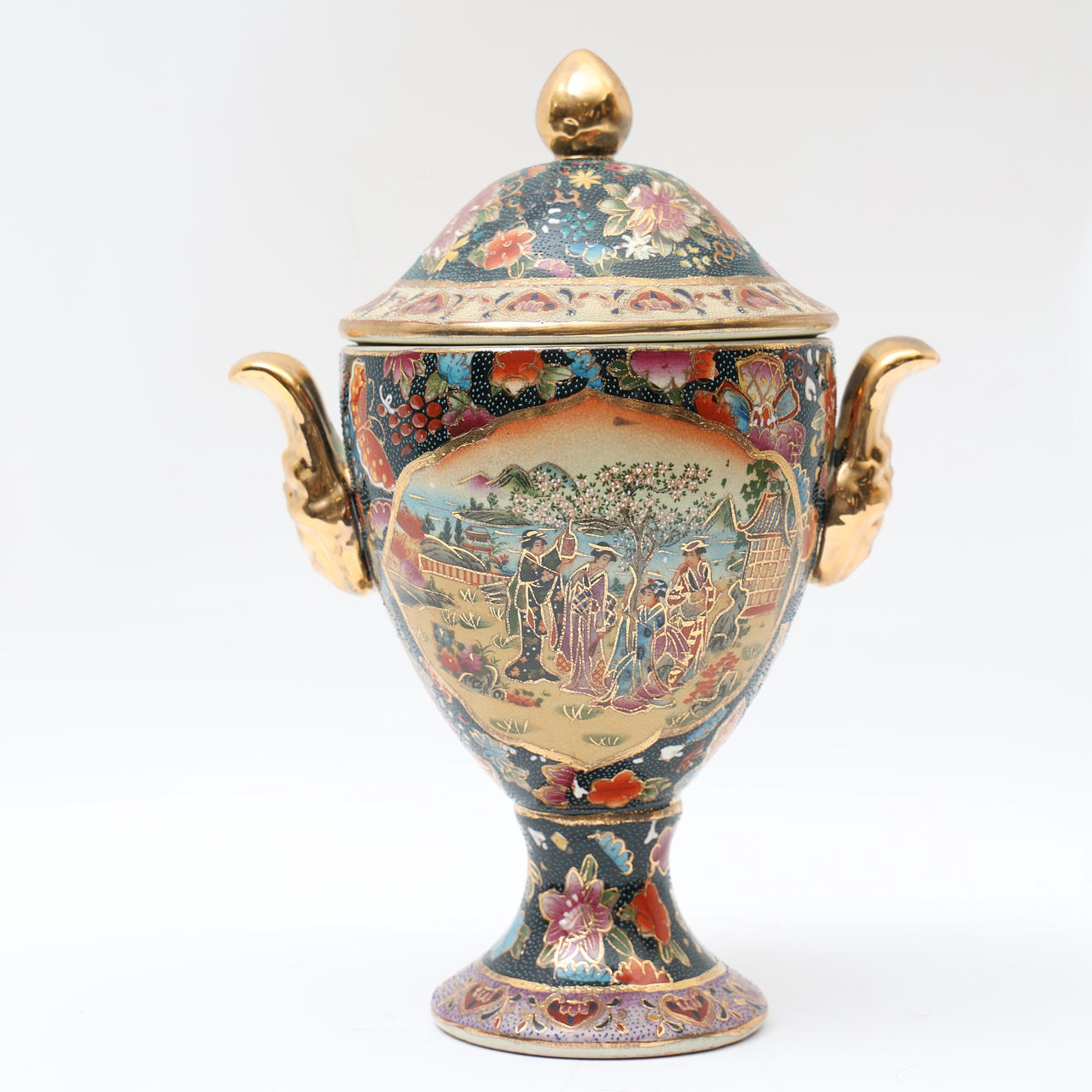 URNA, ASIEN, 2000-tal.