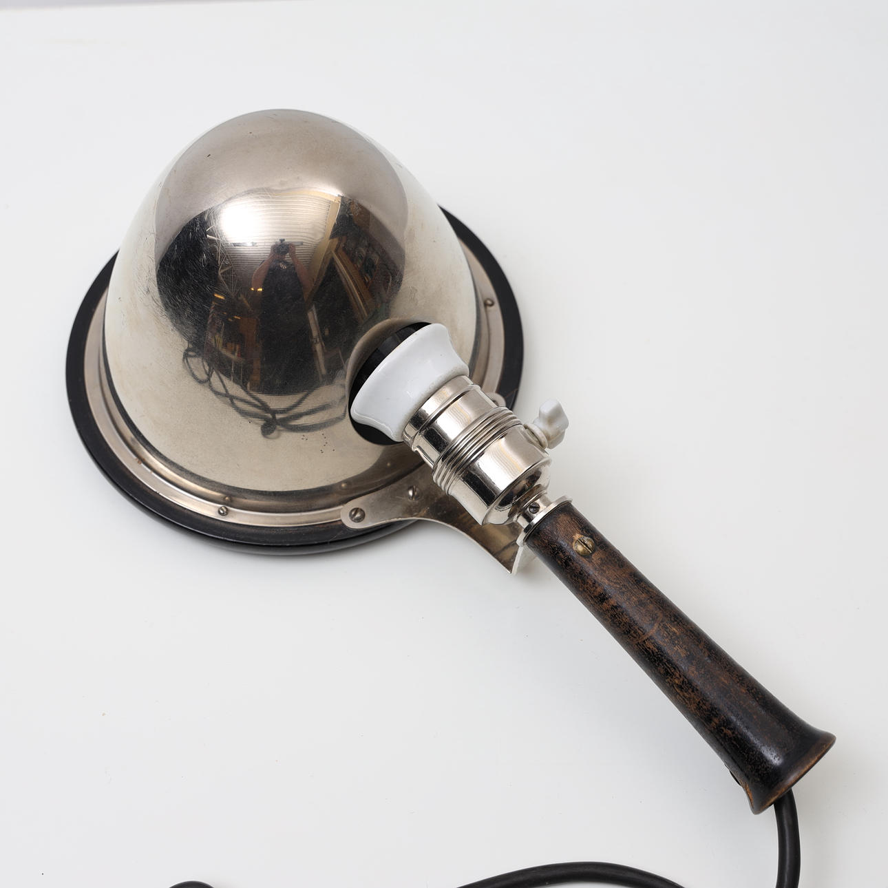 AESKULALAMPAN, Malmö, “carbofil” “uviol” 1940s.