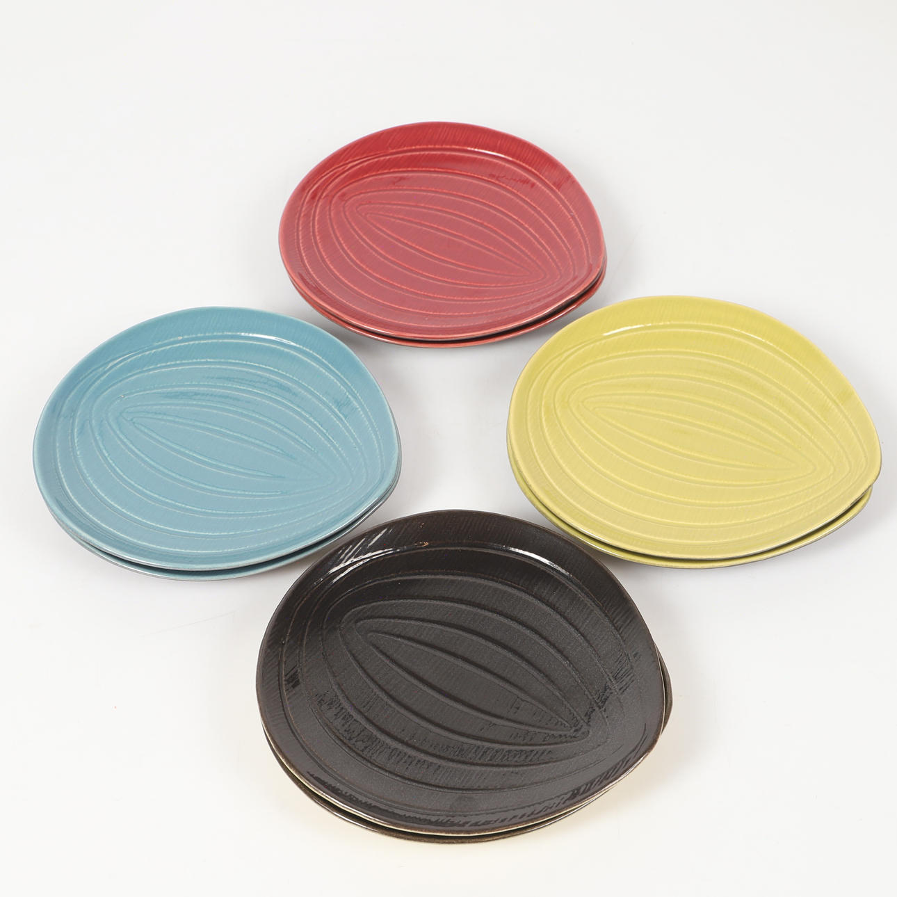 FRUIT PLATES, 8 pieces, Bo Fajans.