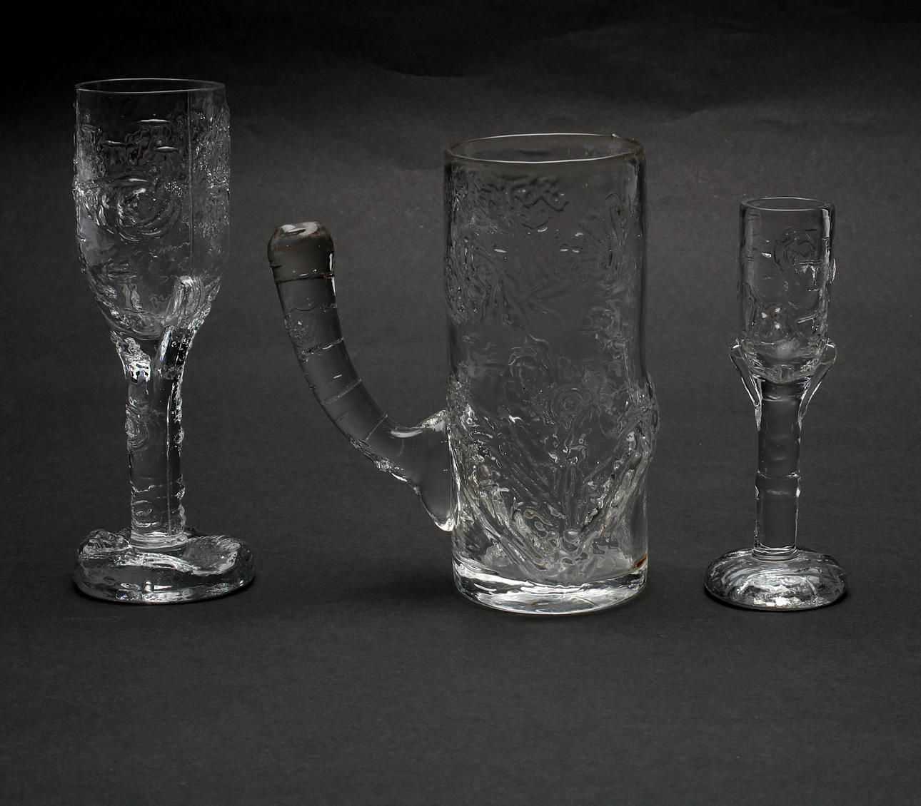 GLASSERVIS, 34 delar, "Björkstubbe", Eugen Montelin, Reijmyre.