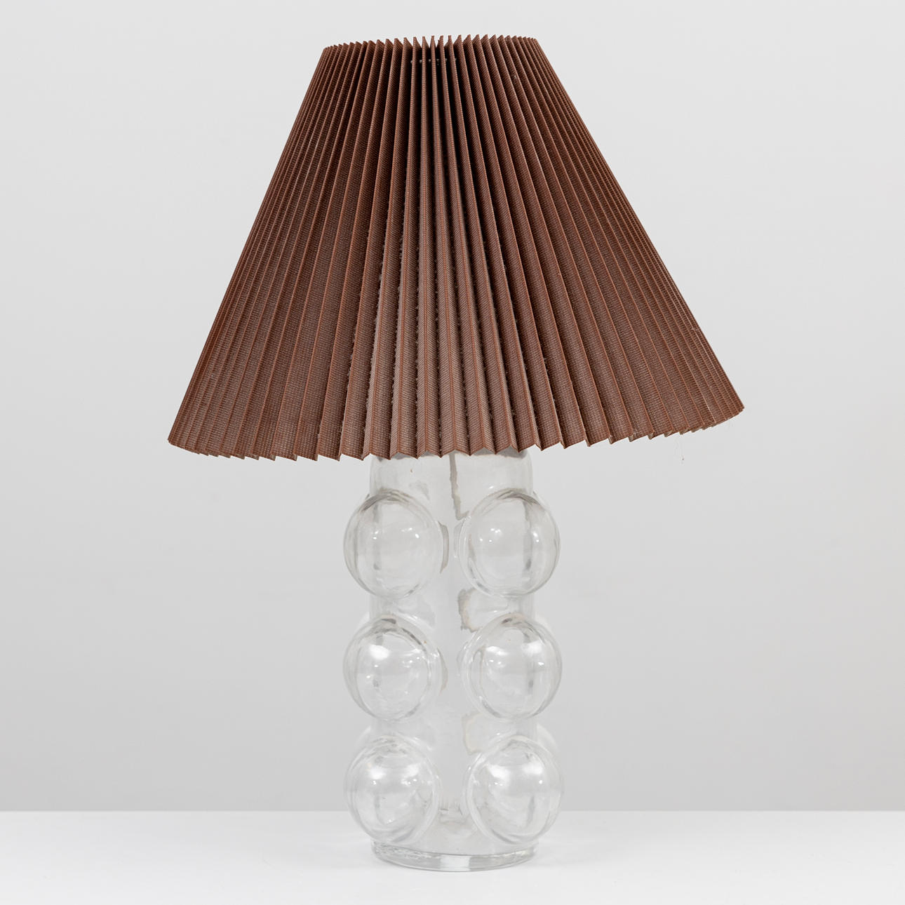 A table lamp, clear glass, 20th century.