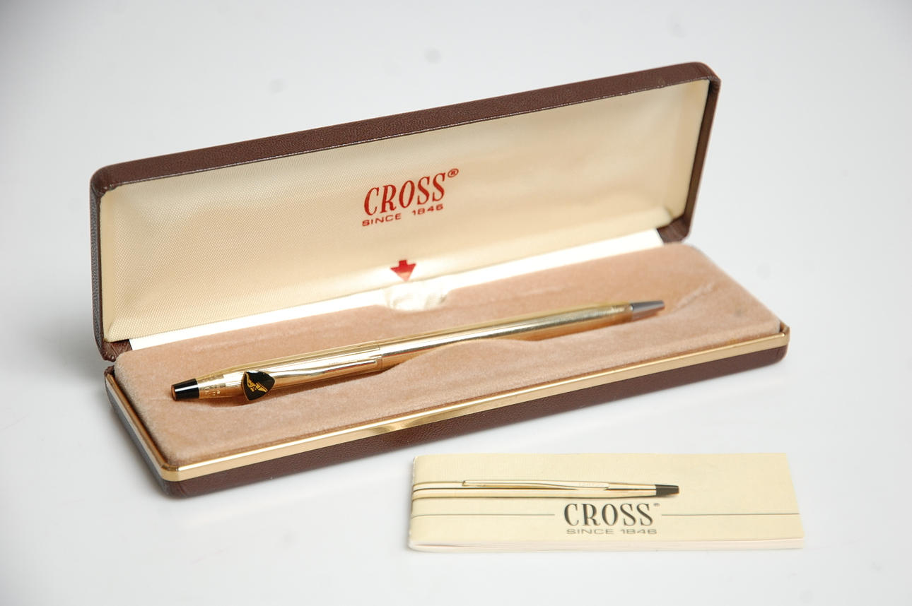 KULSPETSPENNA, Cross 10 K gulddoublé i original schatull.