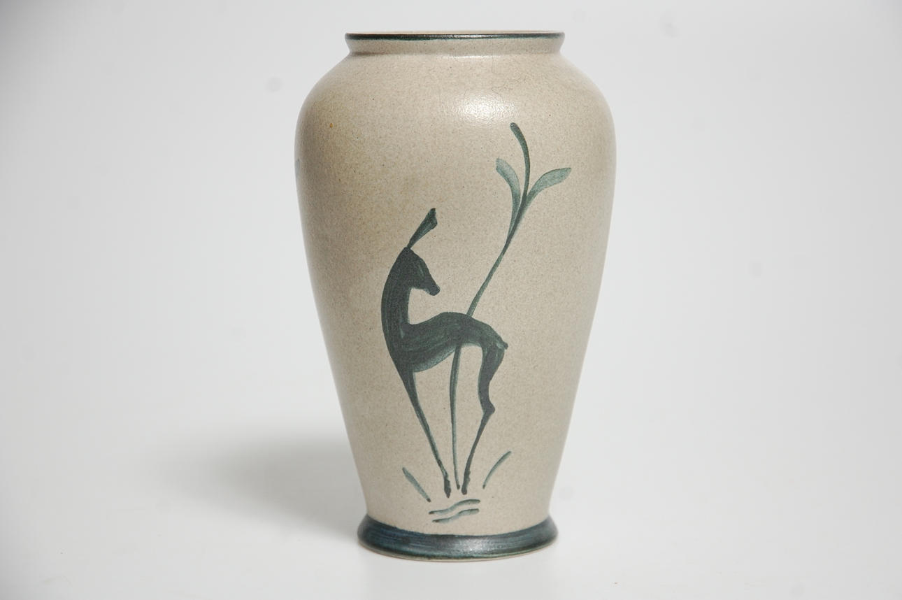 VAS, keramik signerad Holm Höganäs.