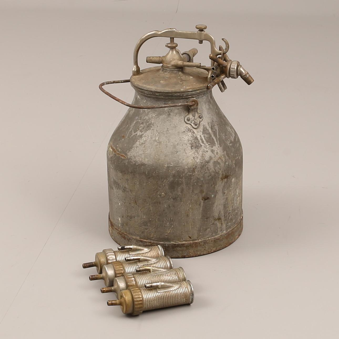 MJÖLKMASKIN. SPENKOPPAR, 4 st.