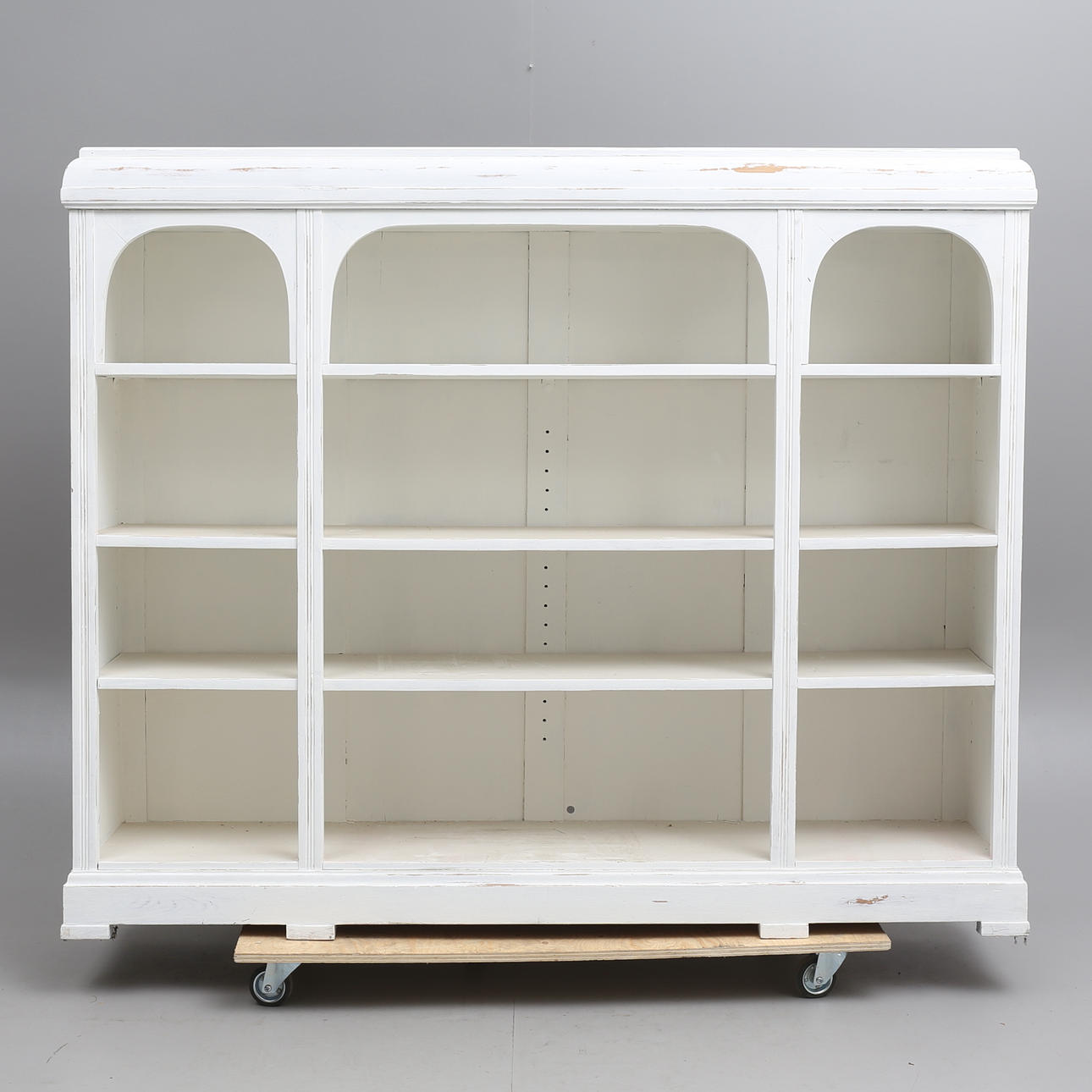 BOKHYLLA, 1900-talets första hälft.