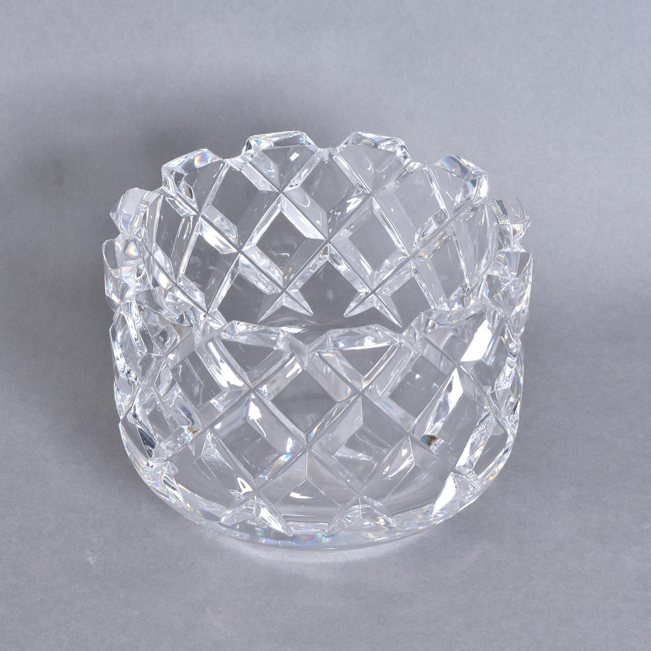 GUNNAR CYRÉN. bowl, crystal Orrefors “Sofiero”.