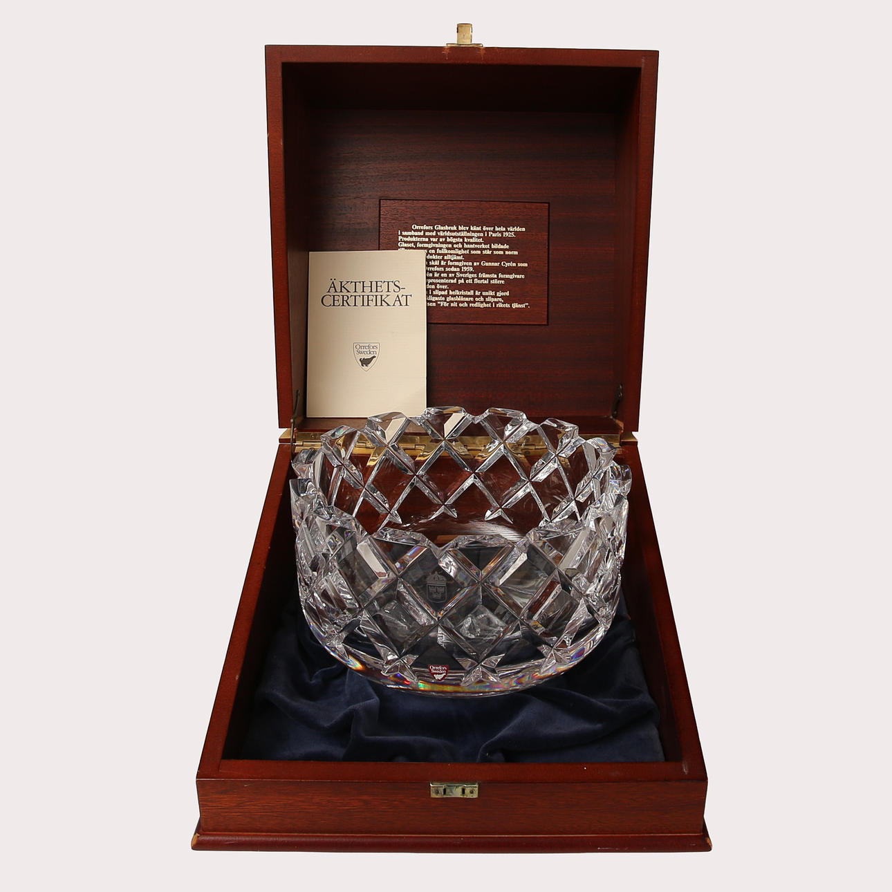 GUNNAR CYRÉN. Skål, "Sofiero", slipad kristall, Orrefors.