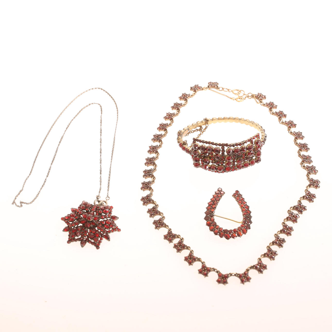 DIVERSE SMYCKEN, granater.