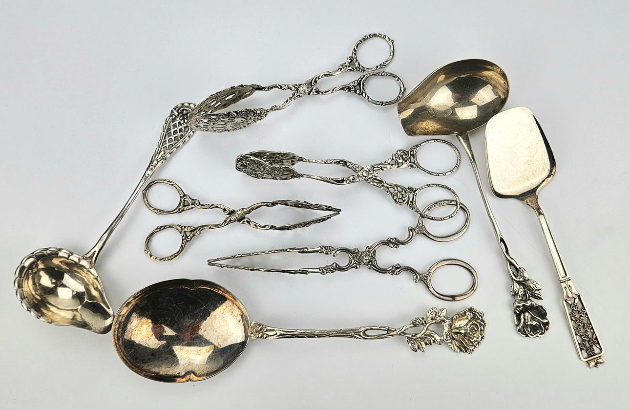 SILVER, 8 delar, vikt ca. 263 gram.