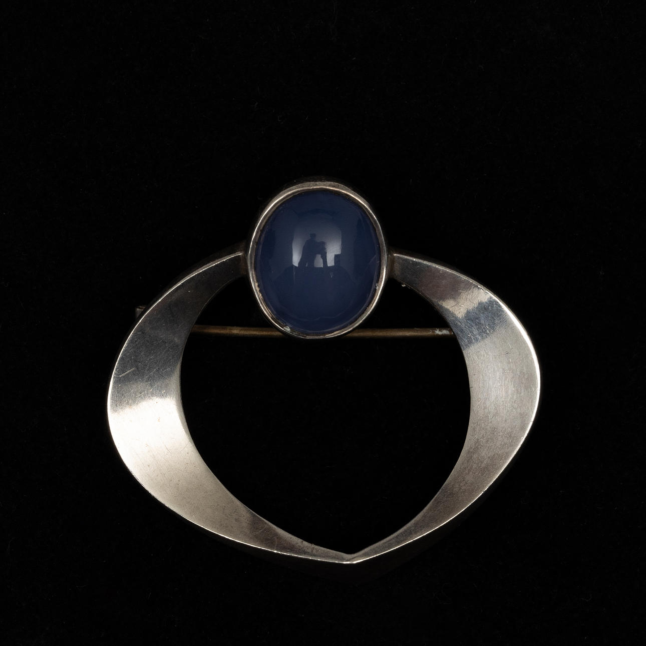 BROOCH, Sterling Silver, Chalcedony, Borgila.