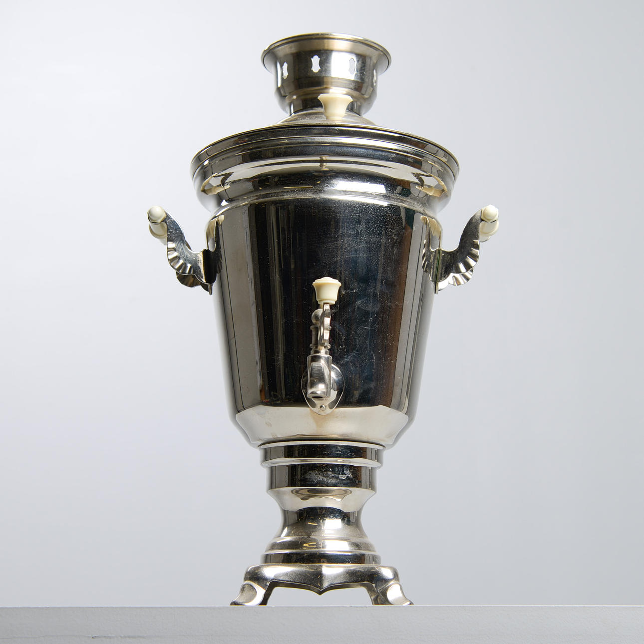 SAMOVAR, vitmetall, elektrisk, USSR, 1986.