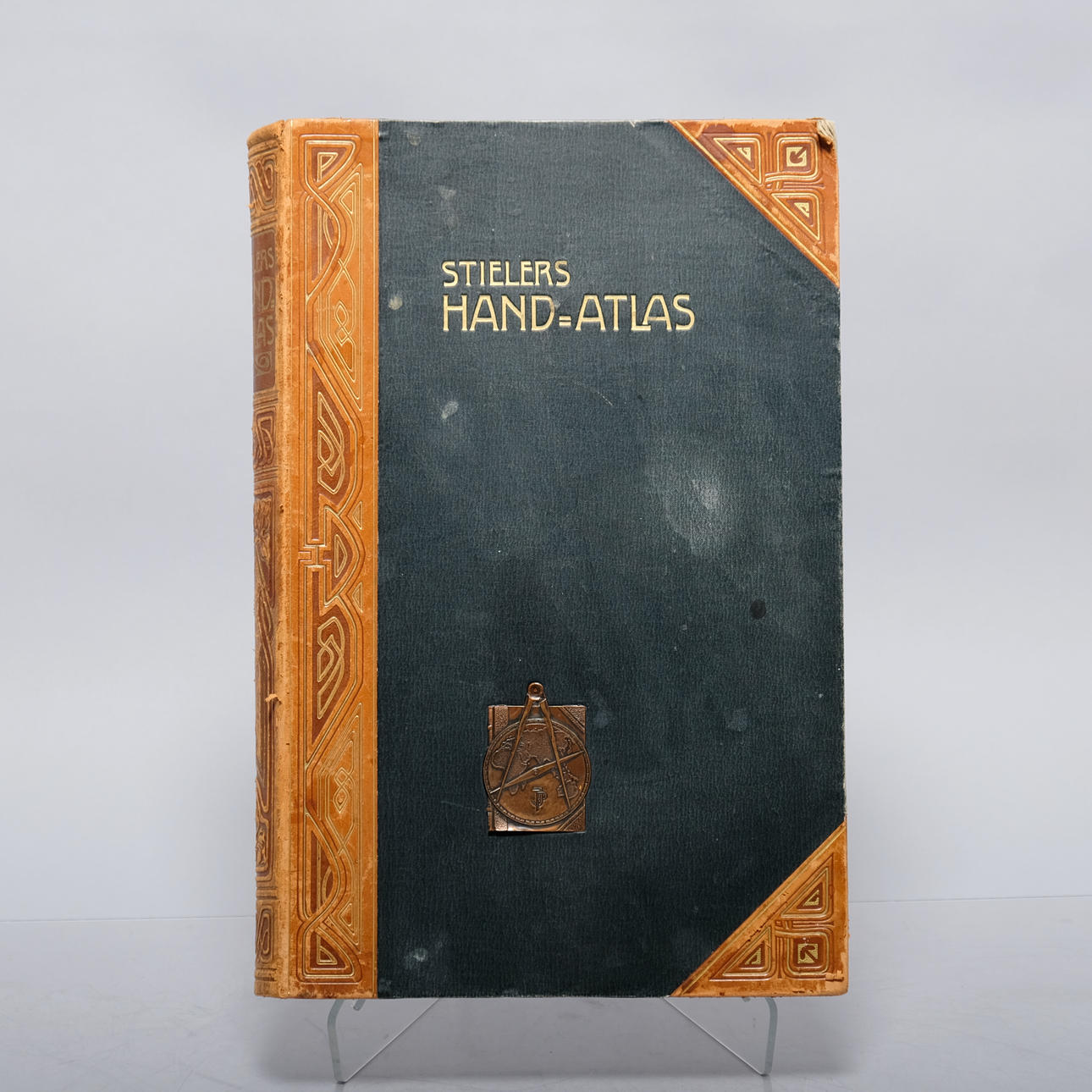 BOK, Stielers Handatlas, år 1916.