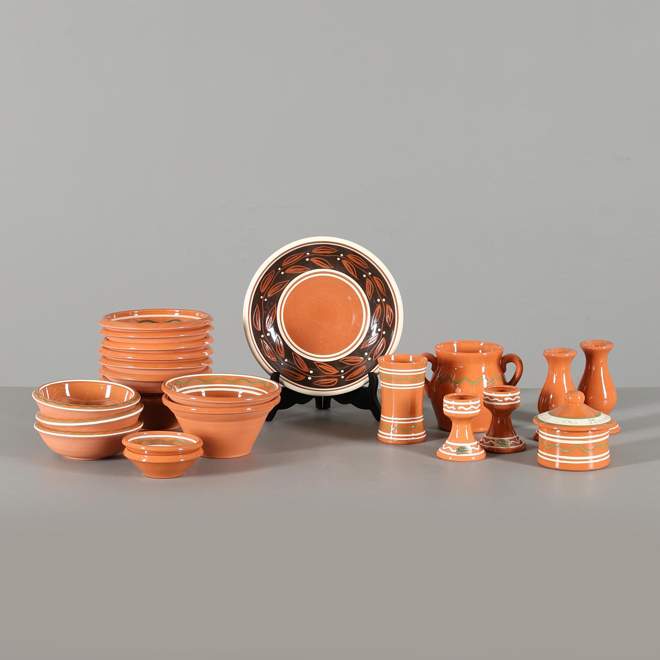 SERVISDELAR, 23 st, keramik, Klippans keramik i Höganäs.