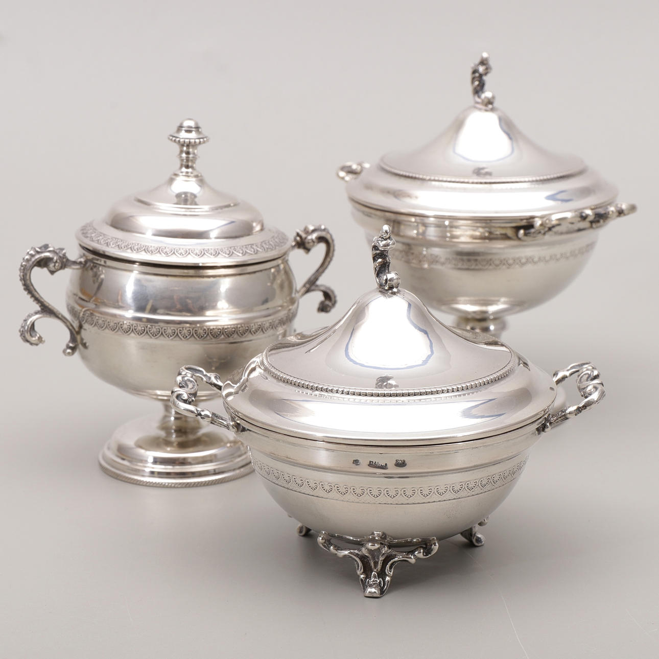 LOCKSKÅLAR, 3 st, silver, totalvikt 460 gram.