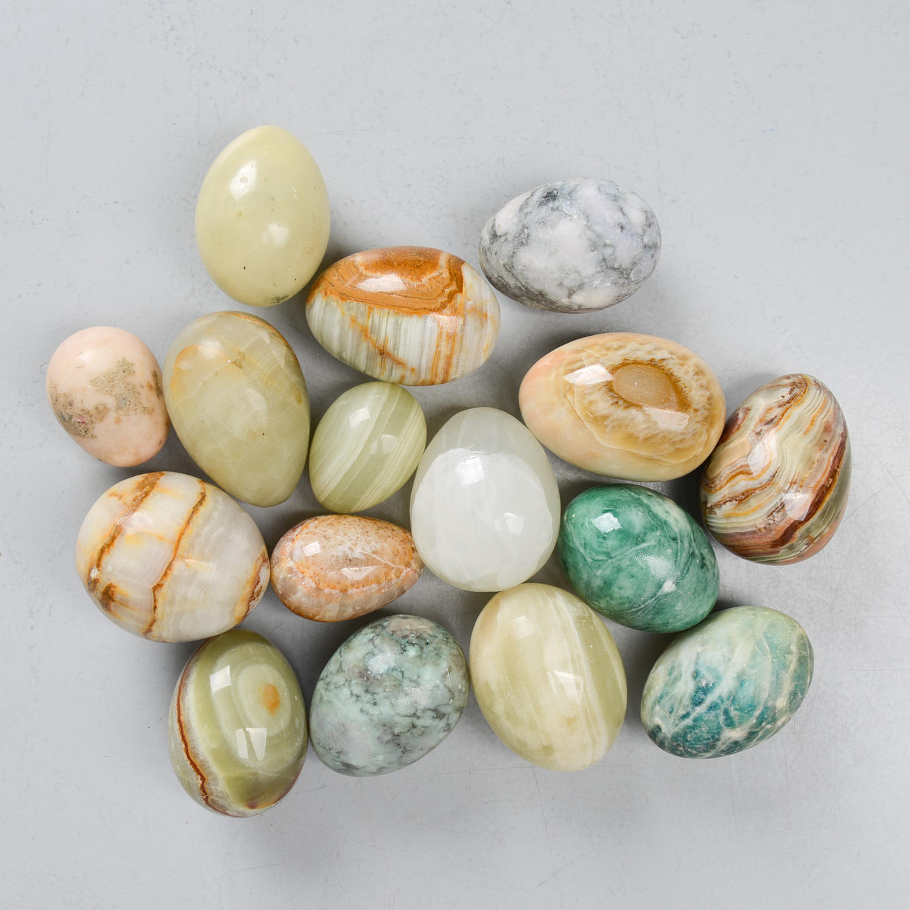 STENÄGG, 16 st, olika stenarter.