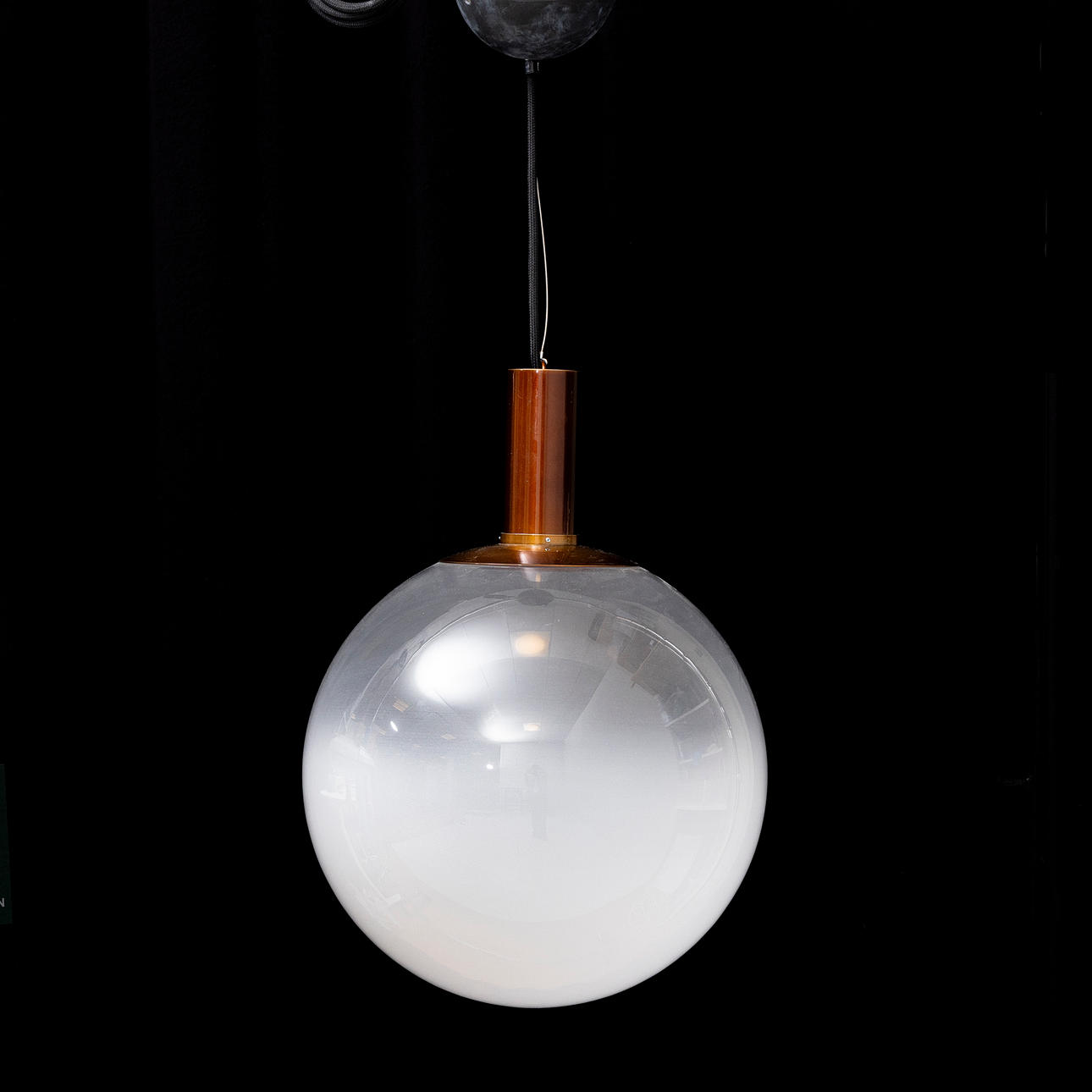 CEILING LAMP, “Zero-fog”, Front Design.