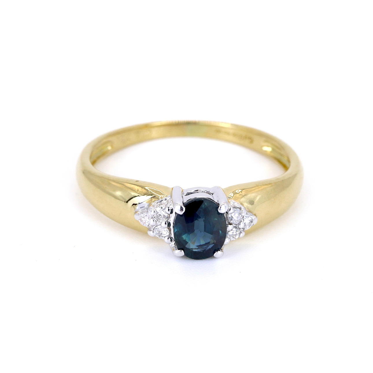 18CT GOLD SAPPHIRE & DIAMOD SET RING.