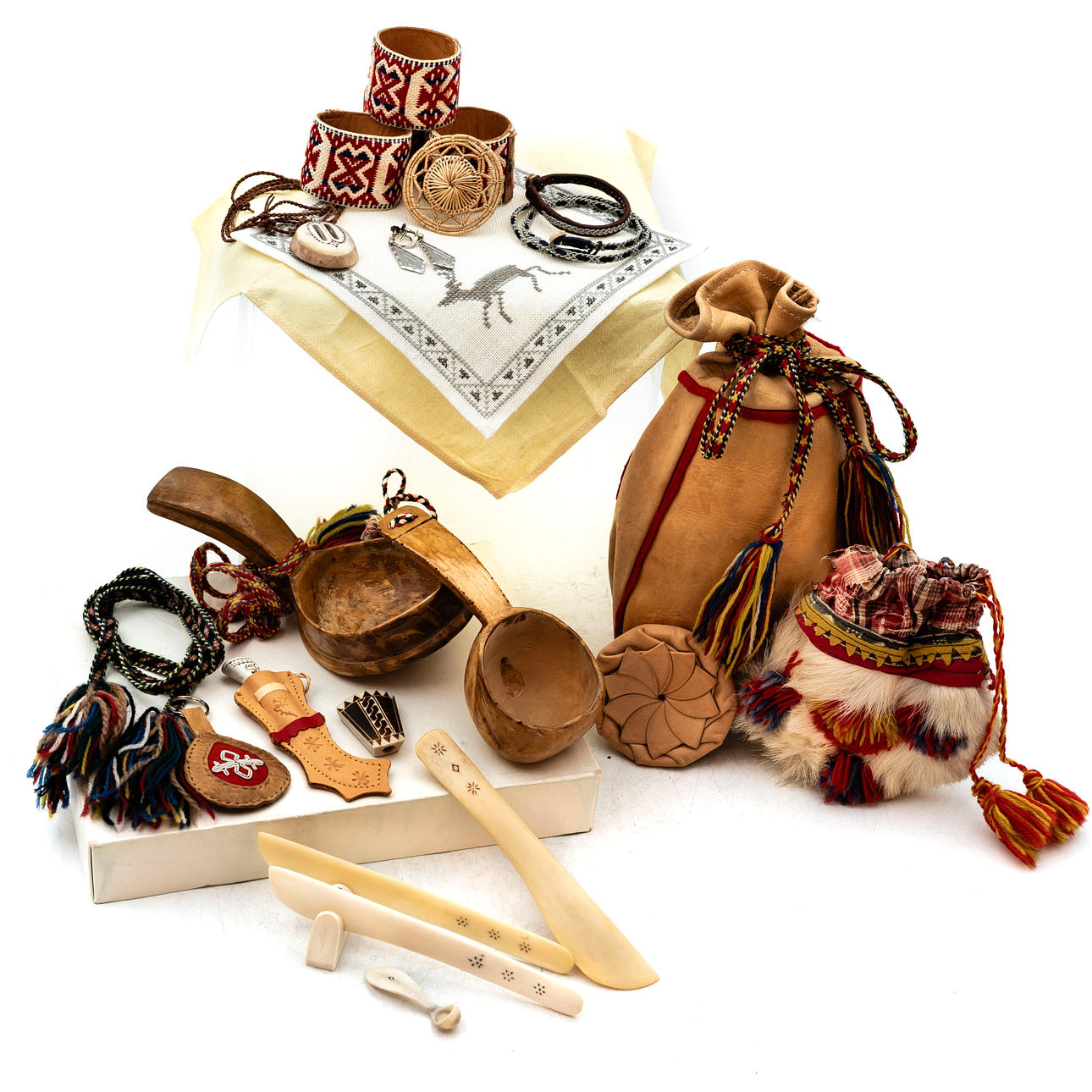 A COLLECTION, SAMI VEILED, 1900'S.