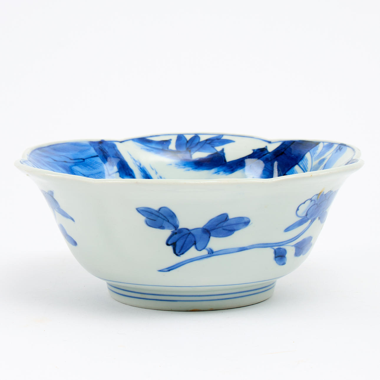 BOWL China circa 1900 porcelain.