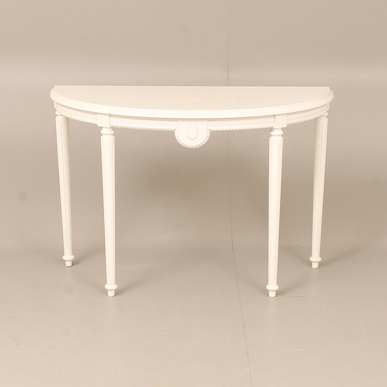 BORD, trä, gustaviansk stil, 2000-tal.