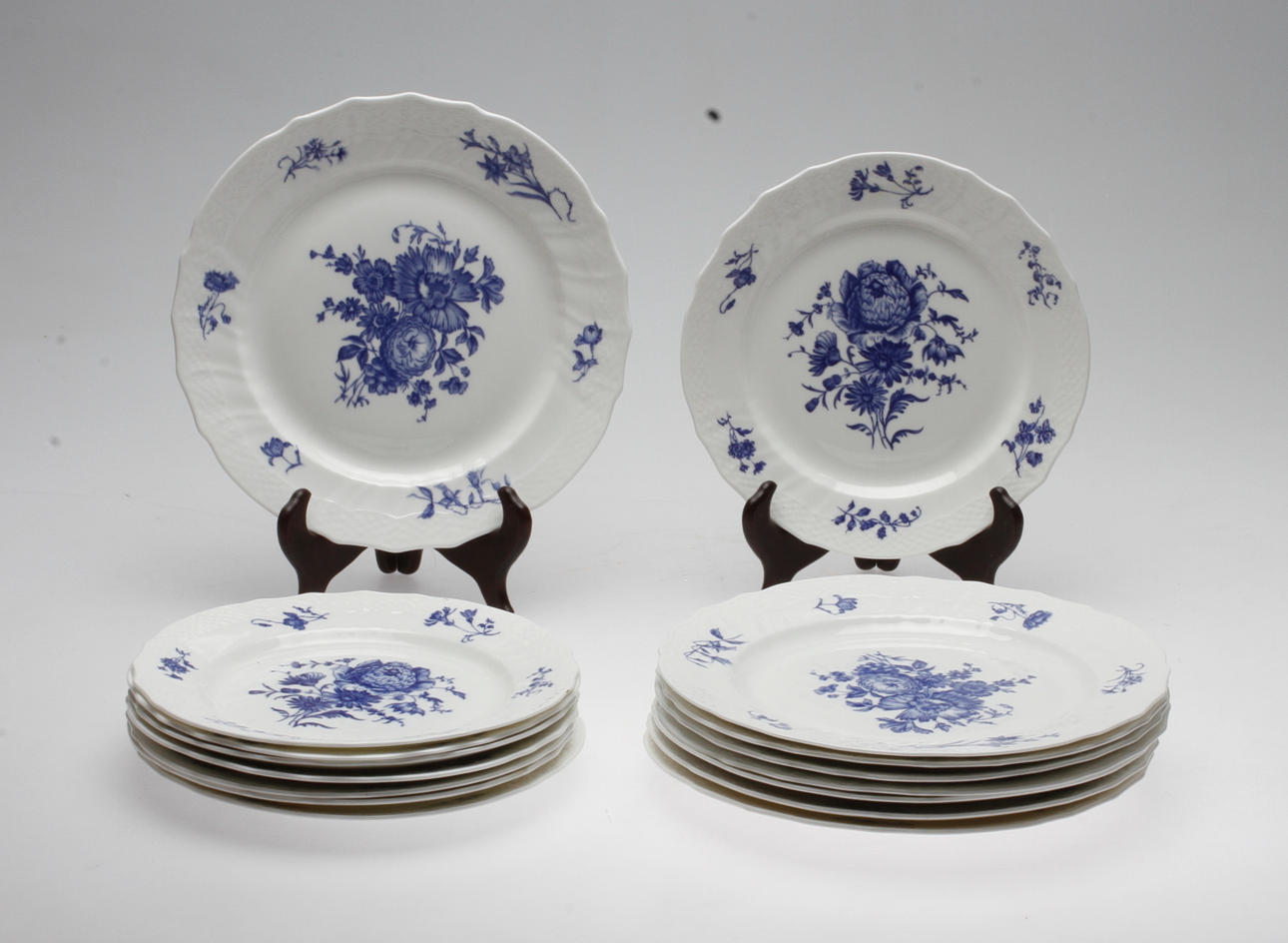 SERVISDELAR, 16 delar, porslin, "Triumf", Gustafsberg.